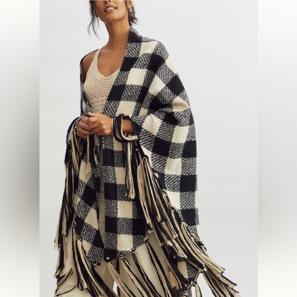 Anthropologie Sweaters - NWT Anthropologie Black and White Plaid Fringe Wrap
